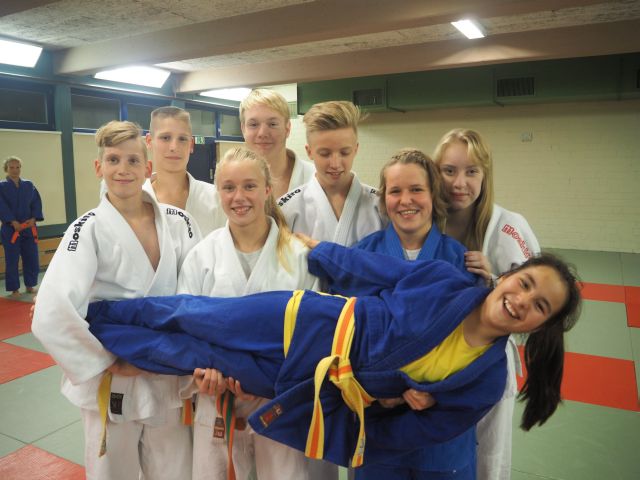 tl_files/judoka_stade/2015/Bilder/Bundesliga/Frauen_Maenner/2015 09 gruppe.jpg